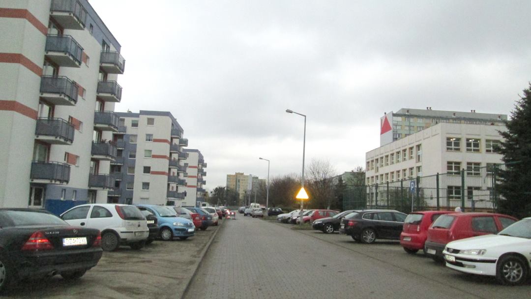 2013 11 Wieczysta chodnik