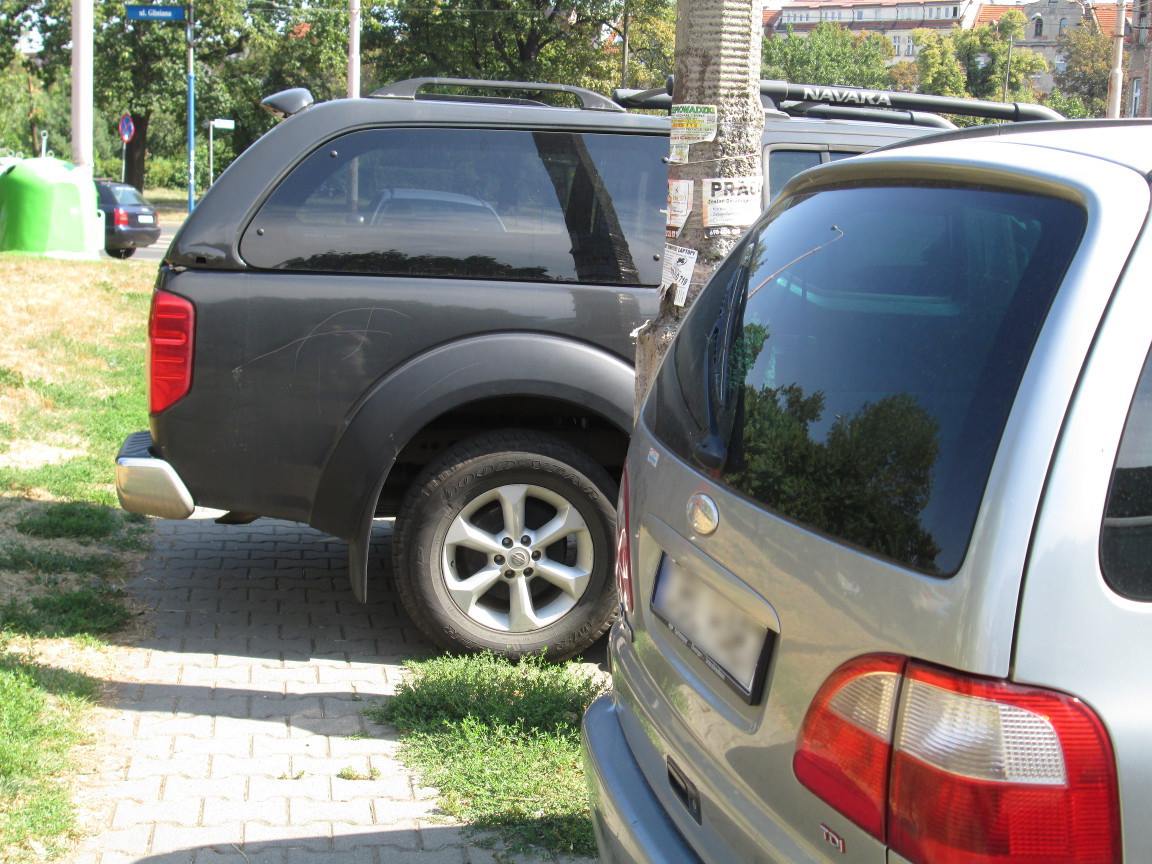 2015 08 parkowanie Lodzka