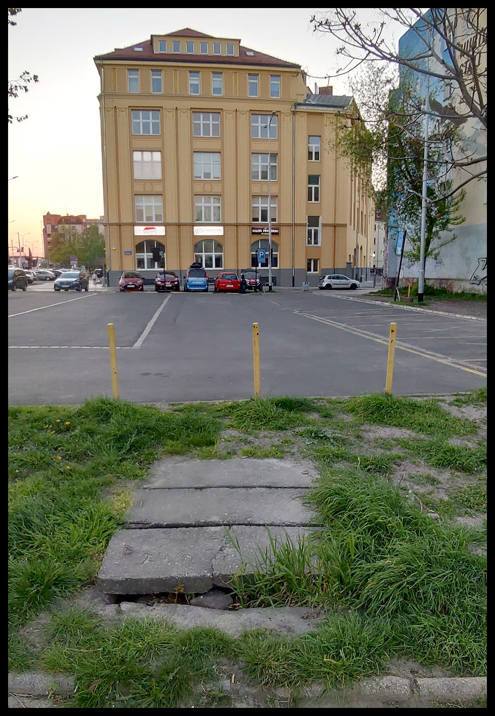 P 20190418 194803